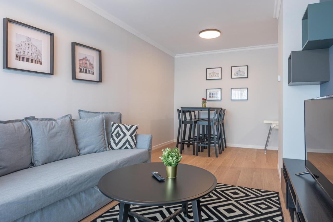 Apartamento Lilla Flats Oradea Exterior foto